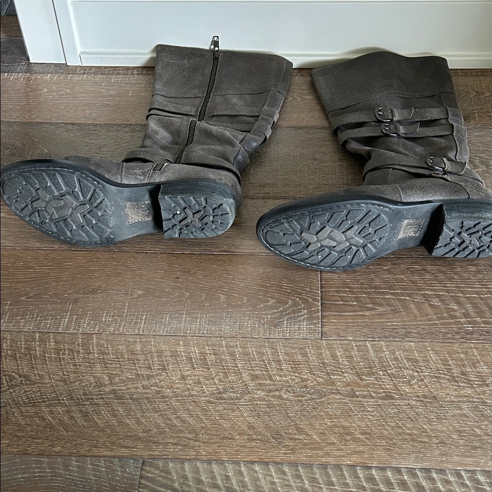 Born Dark Brown/Gray Odem Heeled Boots - Picture 4 of 6